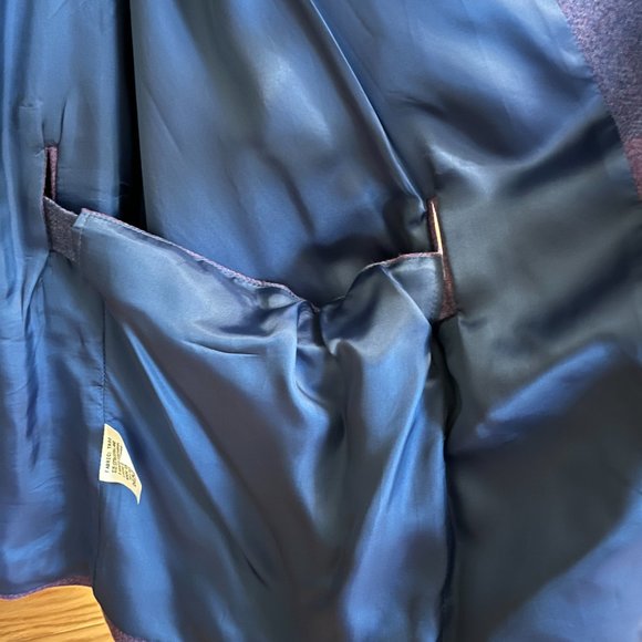 Triona Women's Wool Cape - Picture 5 of 5